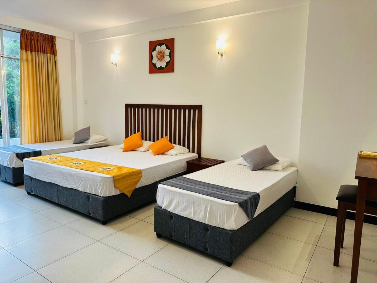 Kandy Hub Guest House エクステリア 写真
