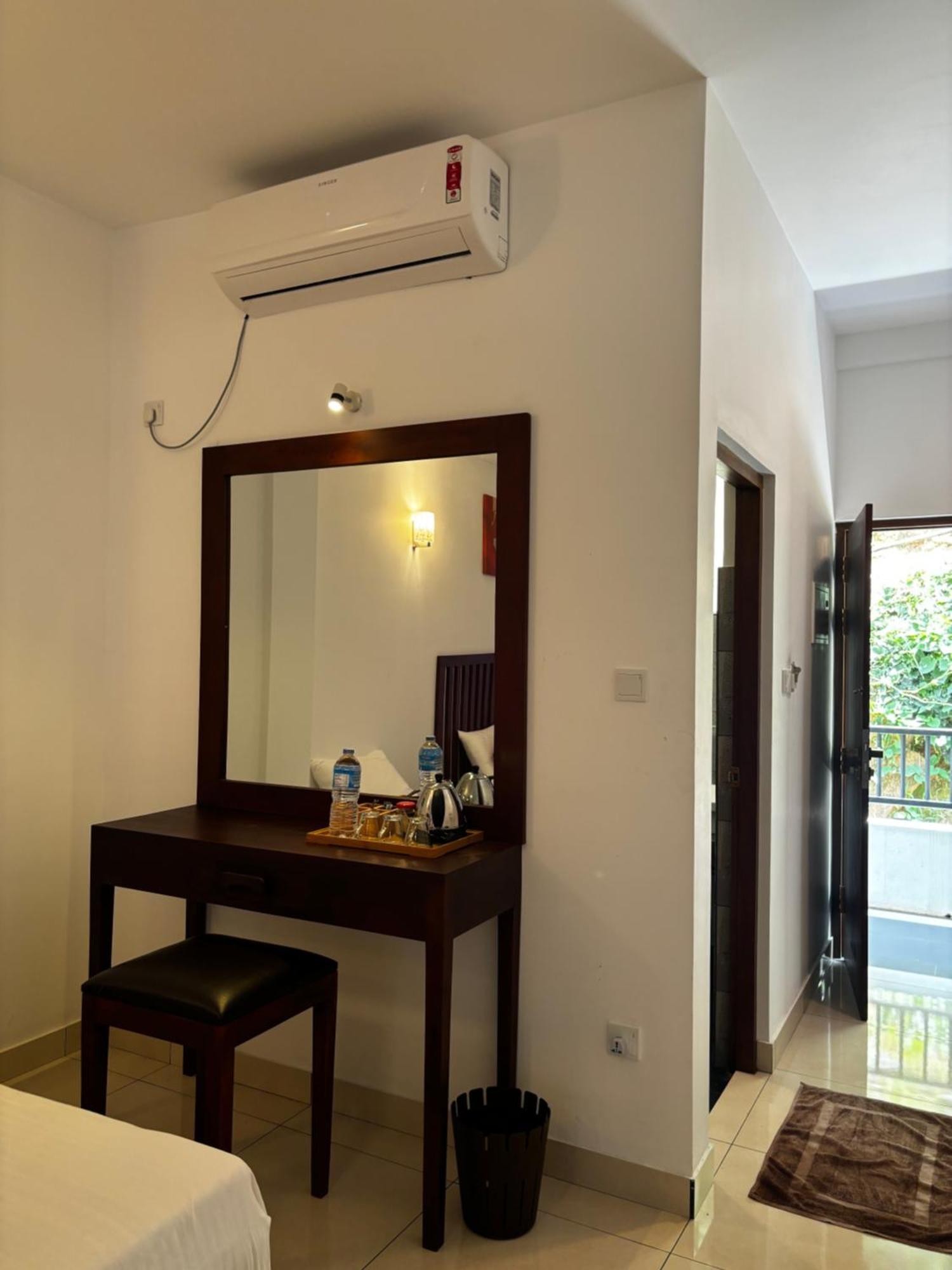 Kandy Hub Guest House エクステリア 写真