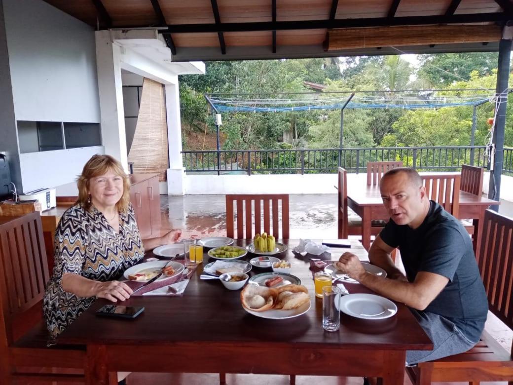 Kandy Hub Guest House エクステリア 写真